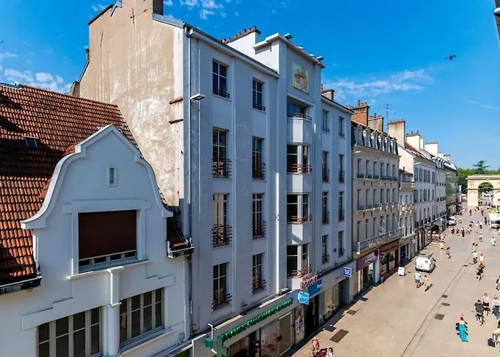 Le Liberte Coeur De Duplex Apartment